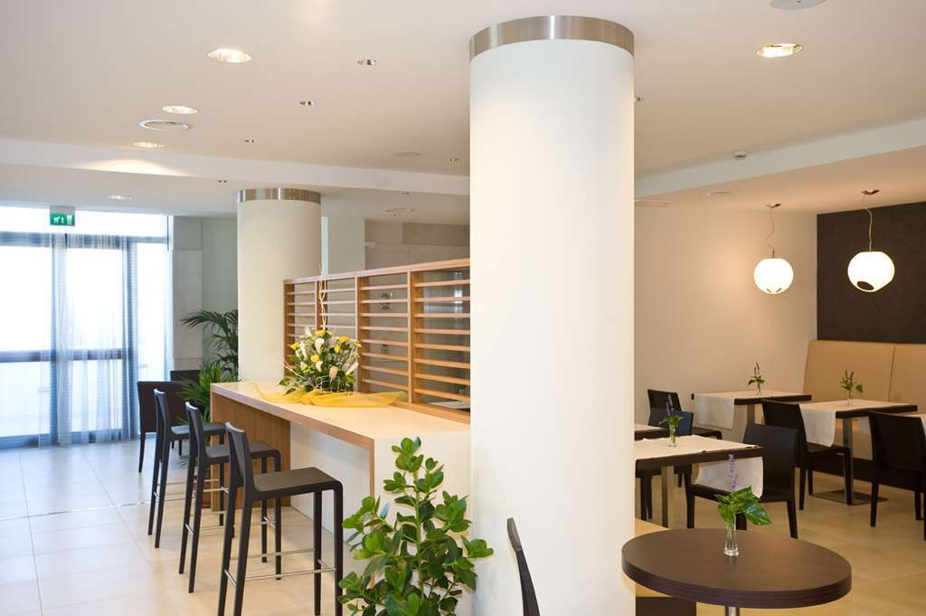 Hotel Vittoria San Giovanni Rotondo Restaurace fotografie